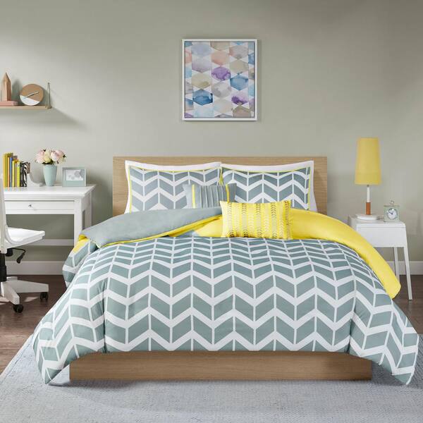 Intelligent Design Laila 4 Piece Yellow Twin Duvet Cover Set Id12 226 The Home Depot