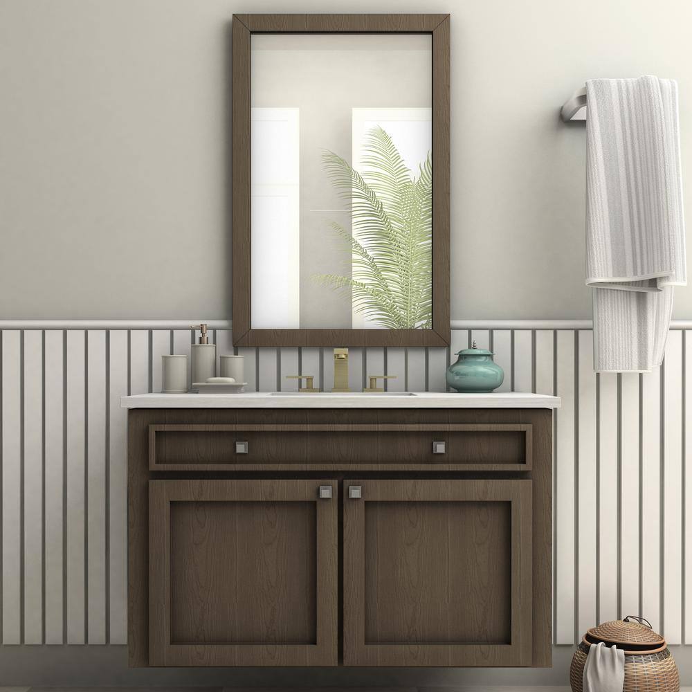 Contemporary Crystal Bay Polished Gold Bathroom Faucet