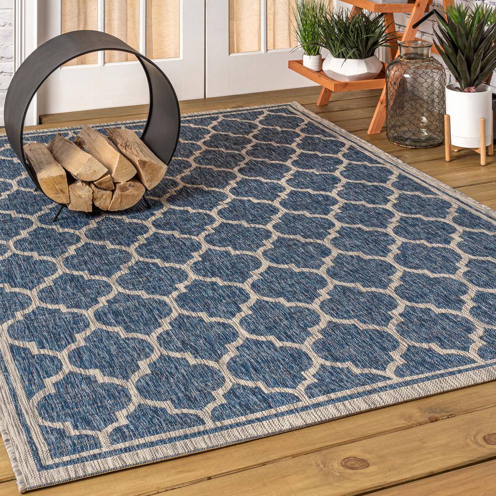 Navy and Gray 4' x 6' Synthetic Trellis Area Rug