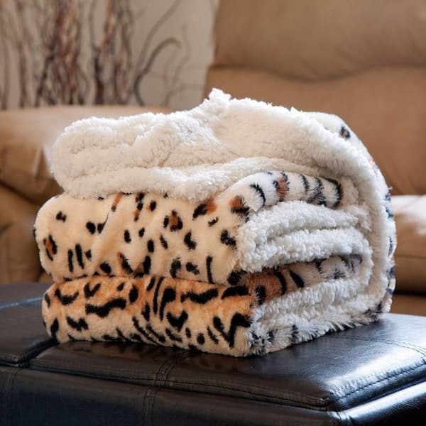 Fleece Sherpa Polyester Throw Blanket