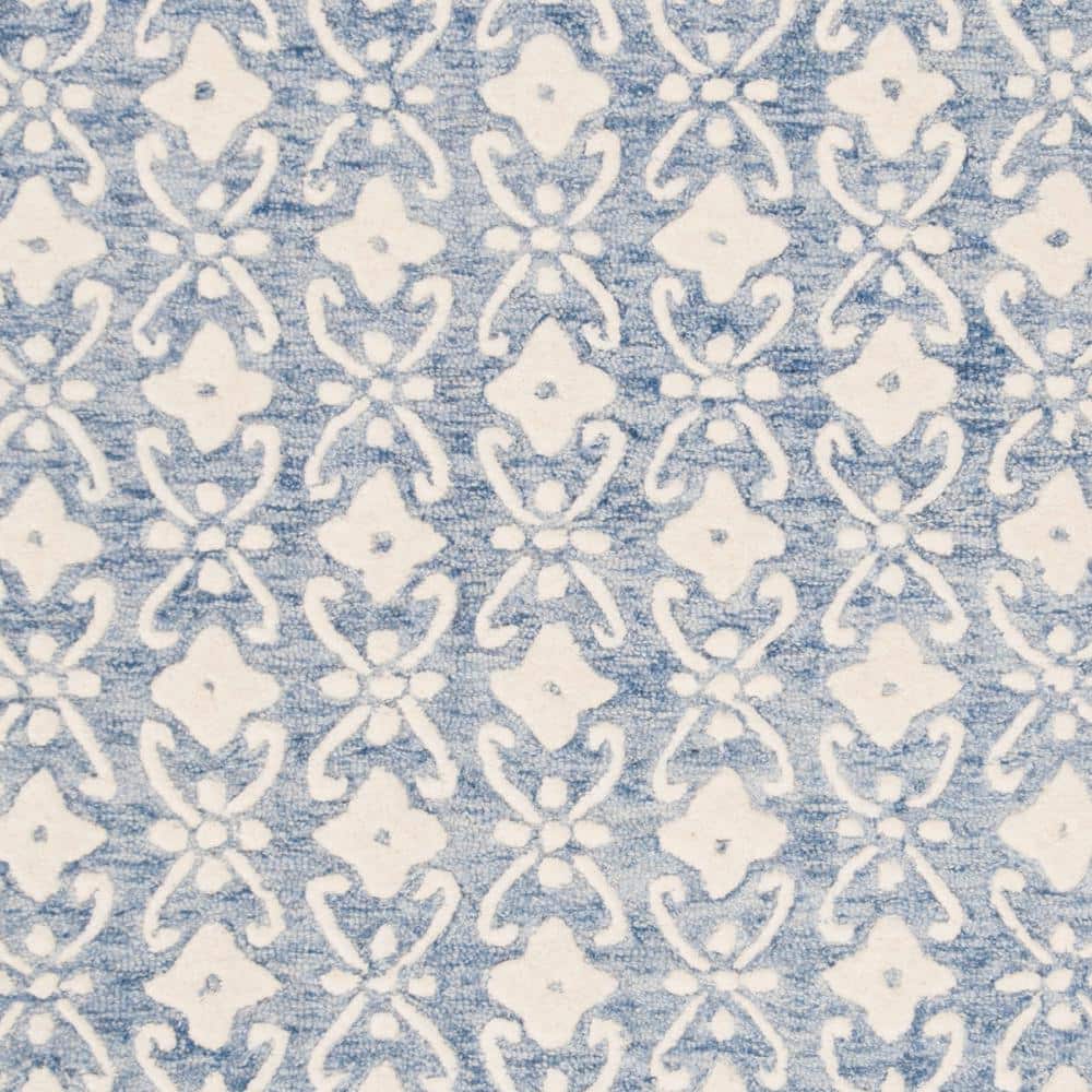 Floral Elegance Blue/Ivory Hand-Tufted Wool Area Rug 4' x 6'