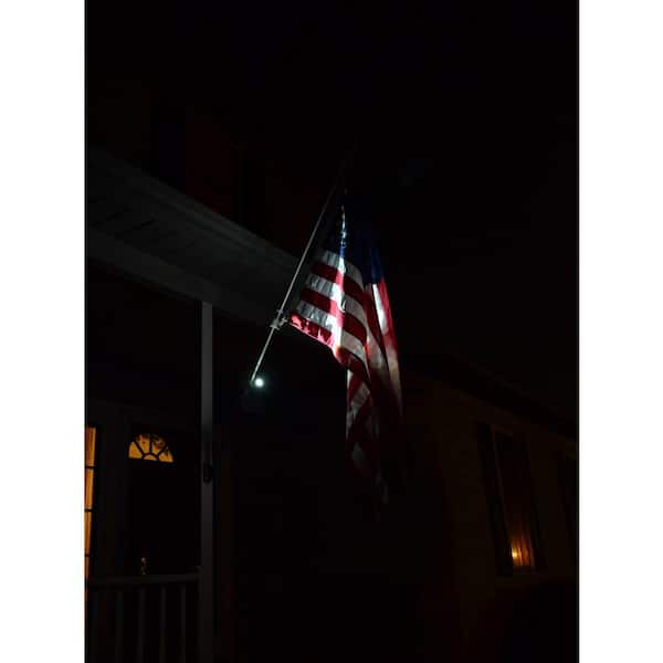 Solar Flagpole Micro-Light