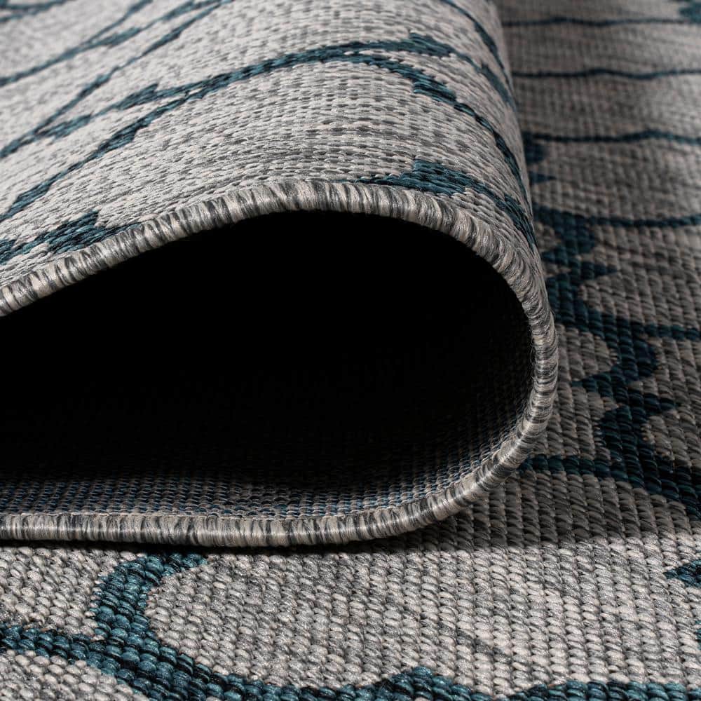 Moroccan-Inspired Gray/Teal Trellis 8'x10' Synthetic Area Rug
