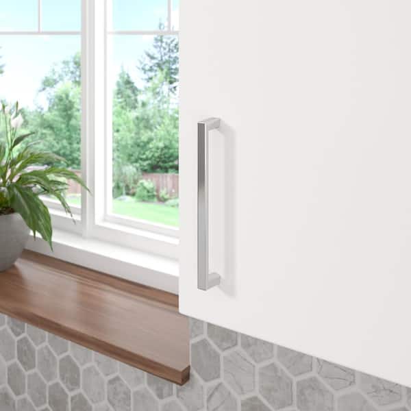 Eglinton Collection 6 in. (152 mm) Modern Chrome Rectangular Cabinet Bar Pull