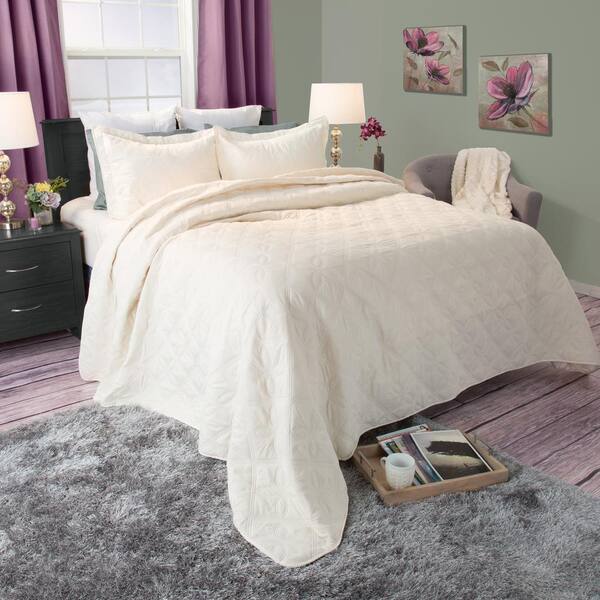 Lavish Home Andrea Beige Geometric Queen Quilt