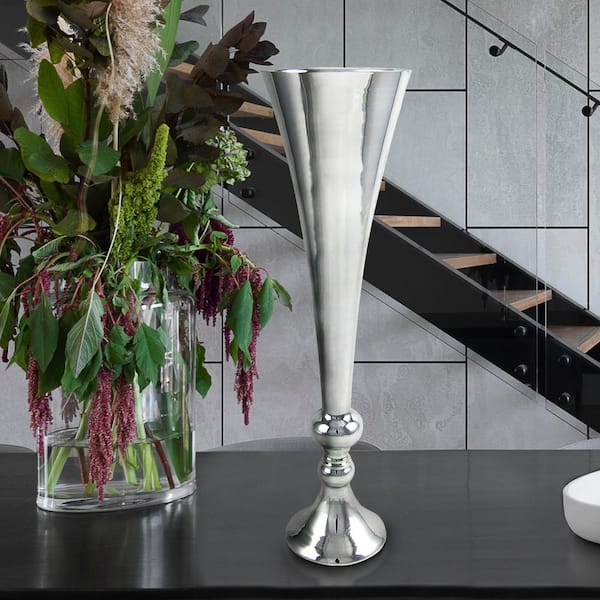 Unbranded 20 in. Silver Metal Trumpet Table Flower Vase Decorative Centerpiece