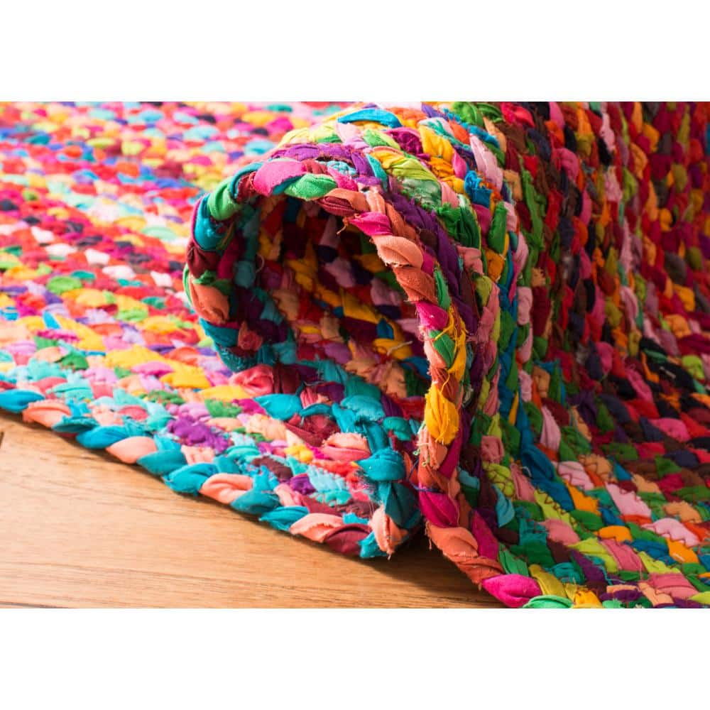Handwoven Reversible Cotton Braided Rug in Red - 27"x19"