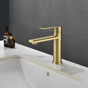 Single-Handle Single Hole Bathroom Faucet in Gold