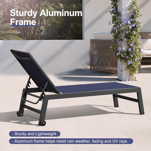 Textilene 3-Pieces Outdoor Metal Pool Lounge Chairs with Side Table and Wheels, Navy Blue
