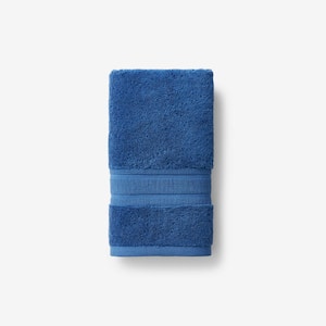 https://images.thdstatic.com/productImages/f17b7456-f81b-451d-8ef3-29fd34f81932/svn/sapphire-the-company-store-bath-towels-vk37-hand-sapphire-64_300.jpg
