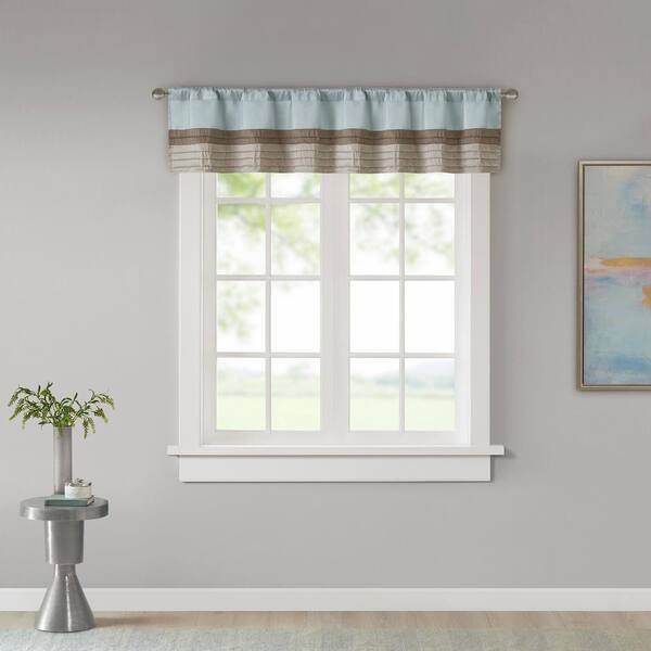 Madison Park Eastridge 18 in. L x 50 in. W. in Blue Polyester Light Filtering Valance
