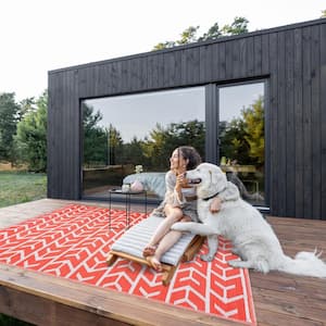 Amsterdam Design 5 ft. x 7 ft. Size Orange & White Color 100% Eco-friendly Lightweight Plastic Indoor/Outdoor Area Rug