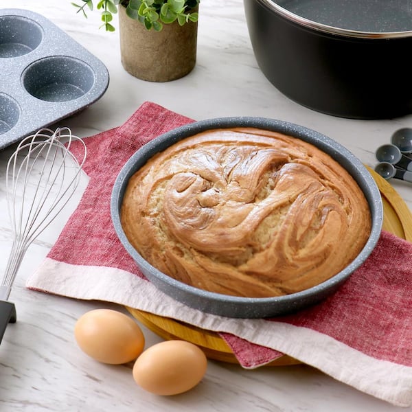 World Cuisine Aluminized Steel Bread Pan with Lid, 11-7/8 x 4 x 4
