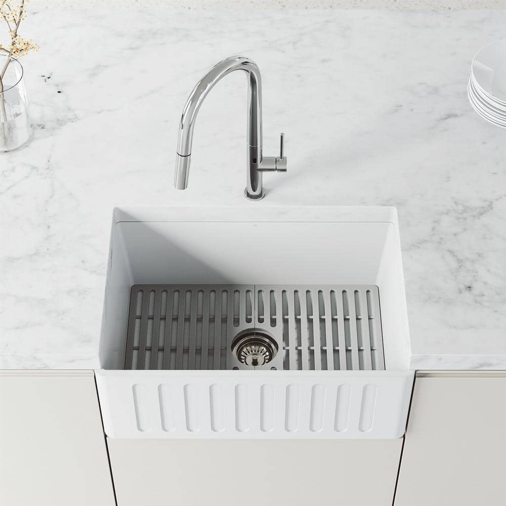 Greenwich Chrome Touchless Pull-Down Kitchen Faucet with Spray