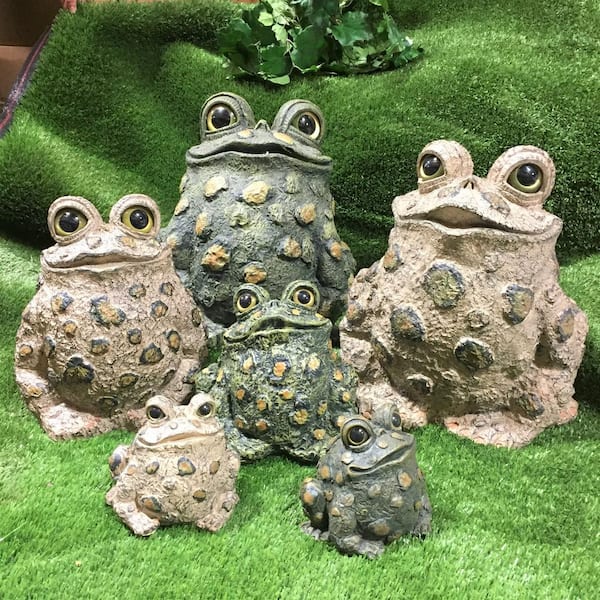 HOMESTYLES 17 in. H. Toad Hollow Jumbo Large Tall Toad Whimsical