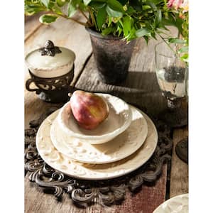 8.5 in. D Acanthus Salad Plate