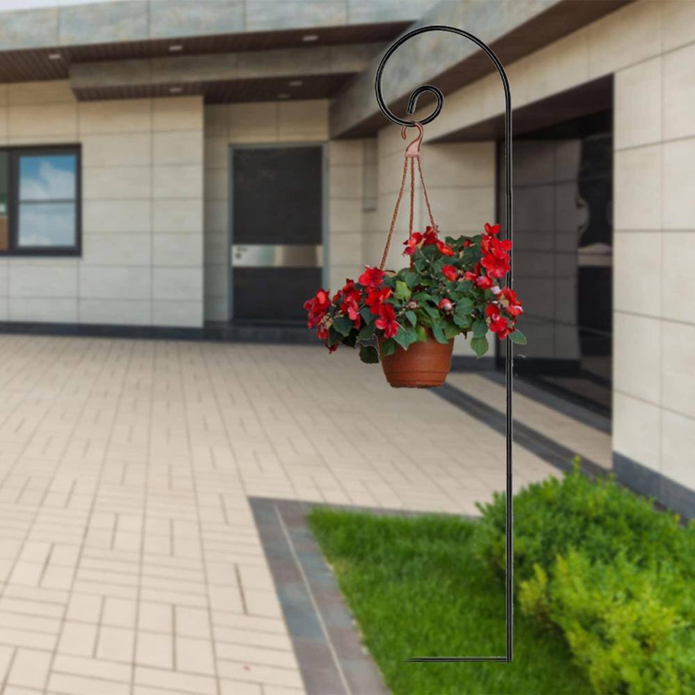48-Inch Black Steel Curled Shepherd's Hook for Garden Decor