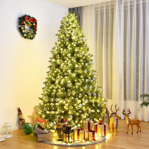 https://images.thdstatic.com/productImages/f1db38af-098d-491c-b321-8a78a7b38af1/svn/pre-lit-christmas-trees-m20-8cm716-31_600.jpg