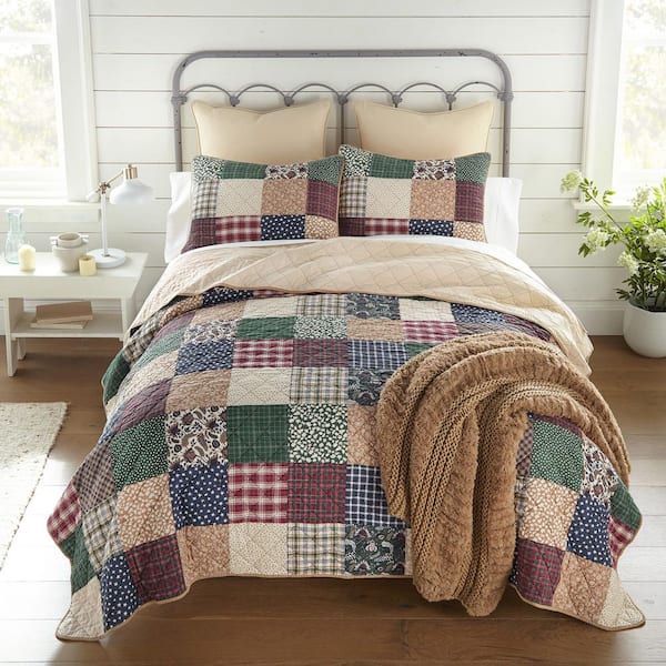 Rustic Paisley 3-Piece Blue and Green Cotton Queen Quilt Set