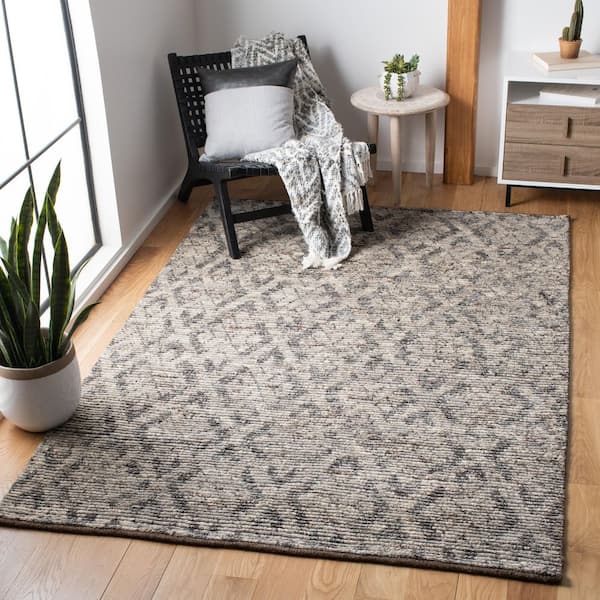 Tibetan 4 ft. x 6 ft. Gray Transitional Distressed Ornamental Trellis Area Rug