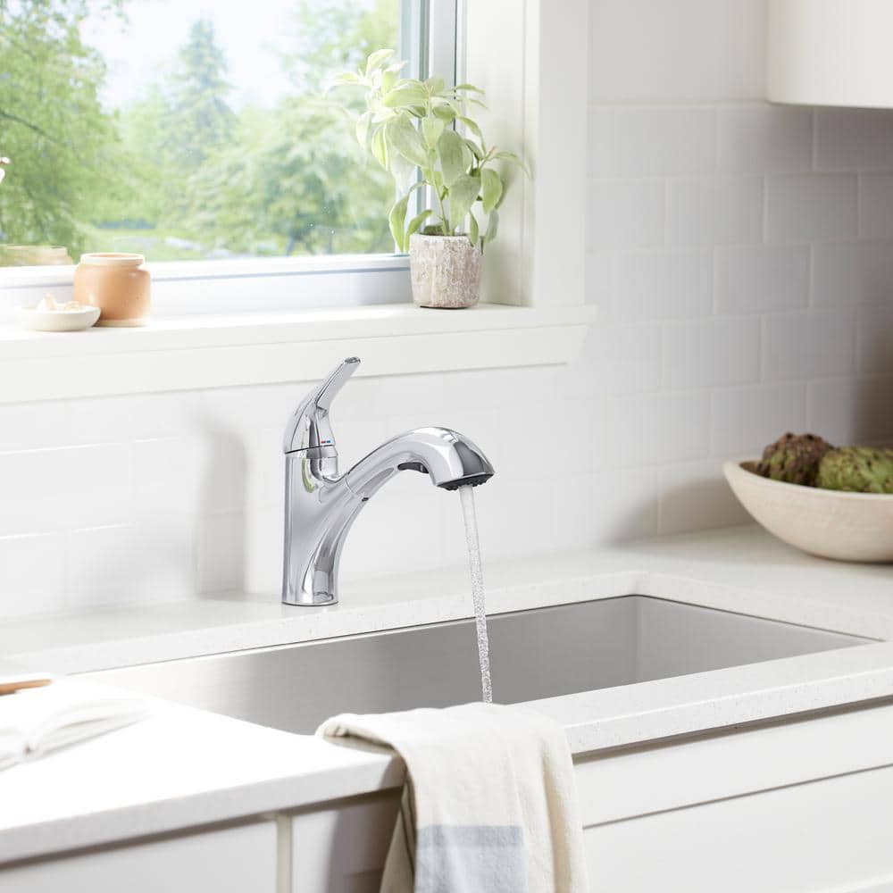 Polished Chrome Single-Handle Pull-Out Kitchen Faucet