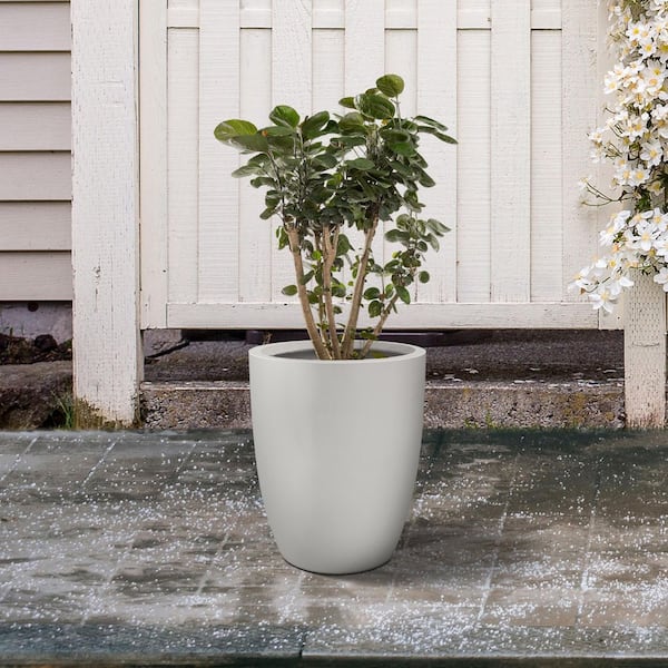 Kante 18.1"H Pure White Tall Round Concrete Planter with Drainage Plug for Home Garden