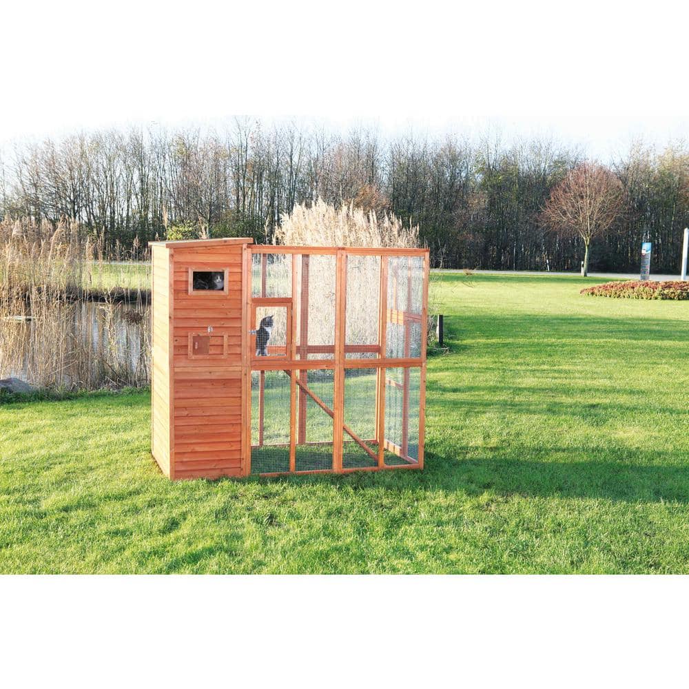 Large Brown Wooden Outdoor Cat House with Ramp