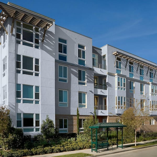 1 gal. #600E-3 Icy Brook Flat Exterior Paint