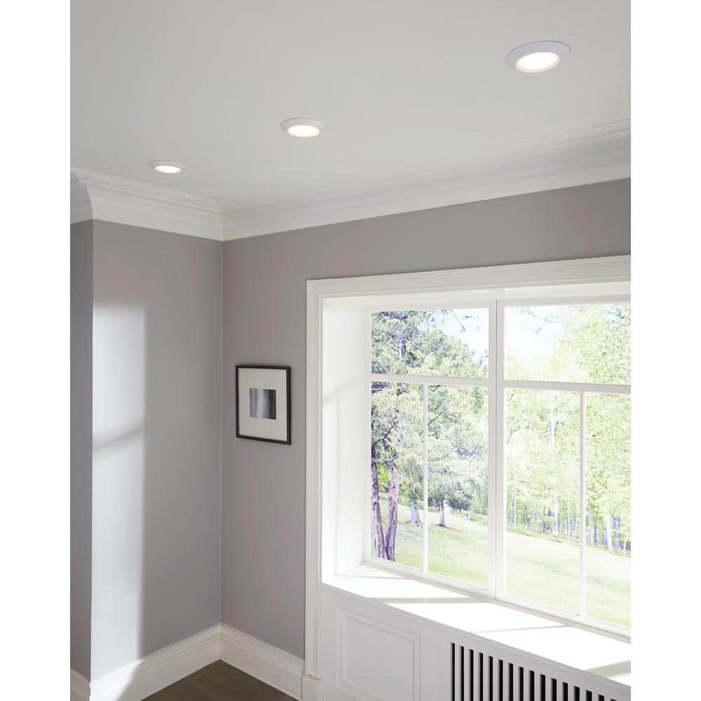 White Frosted Polycarbonate LED Recessed Light Fixture