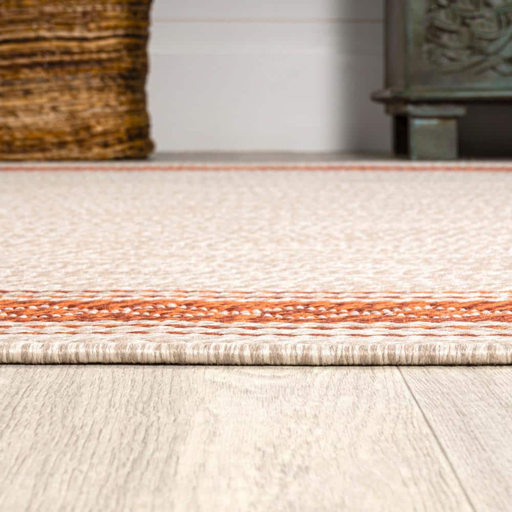 Reversible Cream/Orange Diamond Indoor/Outdoor Synthetic Rug