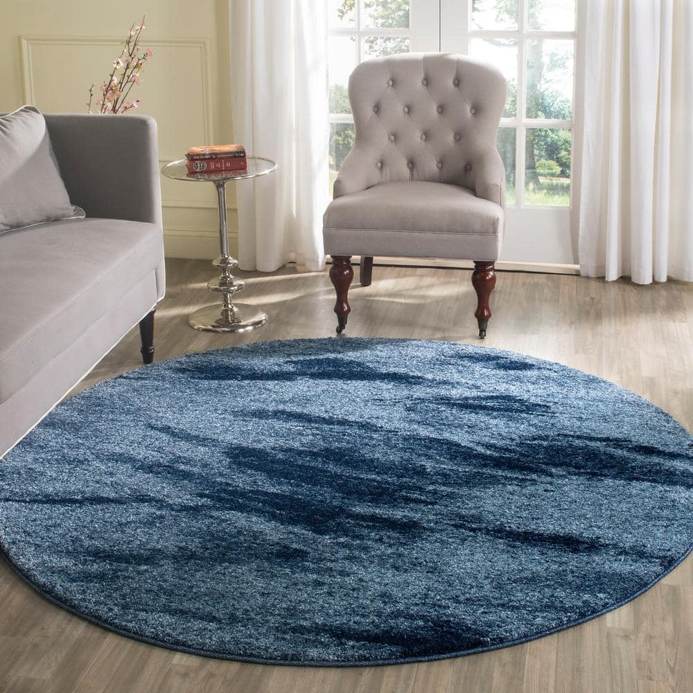 6' Round Light Blue and Blue Abstract Shag Rug