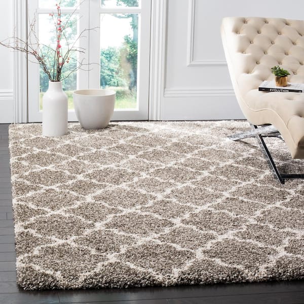 SAFAVIEH Hudson Shag Gray/Ivory 8 ft. x 10 ft. Geometric