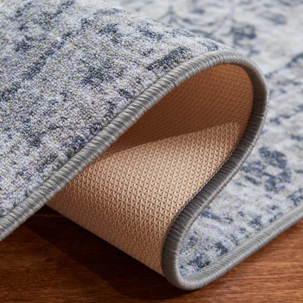 Gray Floral Medallion 4' x 6' Washable Wool Area Rug