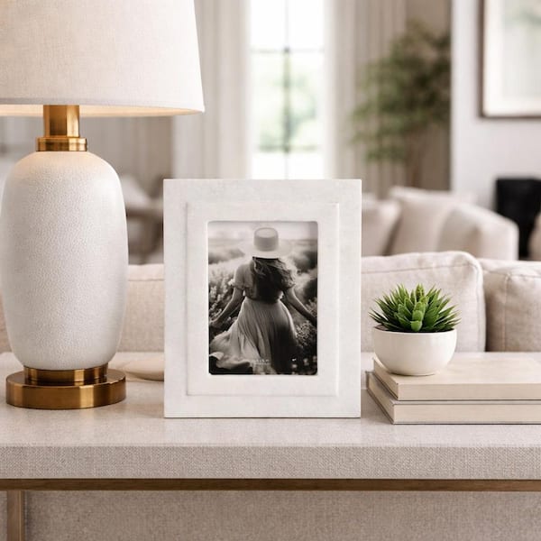 Liv & Skye 4 in. x 6 in. White Stone Marble Photo Frame with
