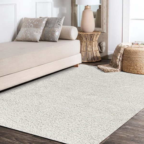 JONATHAN Y Mercer Shag Plush White 8 ft. x 10 ft. Area Rug MCR106A