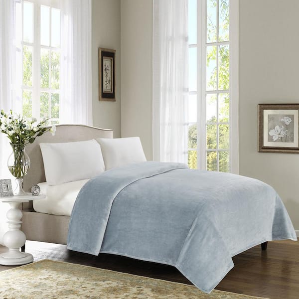 Thesis Silver Sage King Knitted Blanket