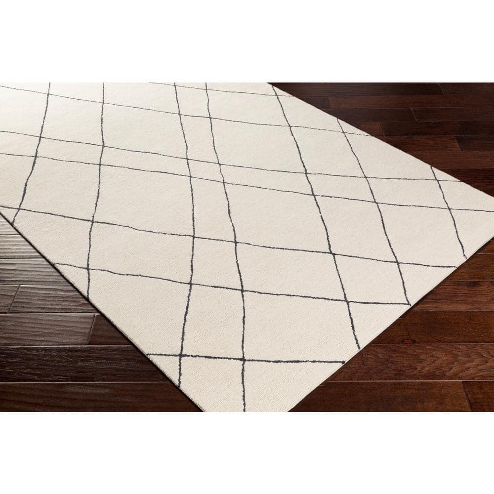 Handmade Tufted Black Wool 5' x 7' Rectangular Area Rug