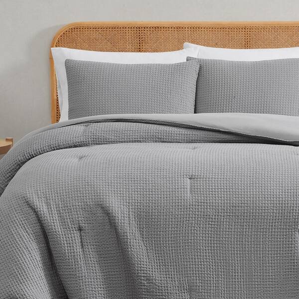 Truly Soft Everyday Pleated Comforter Set, King, Grey : : Home