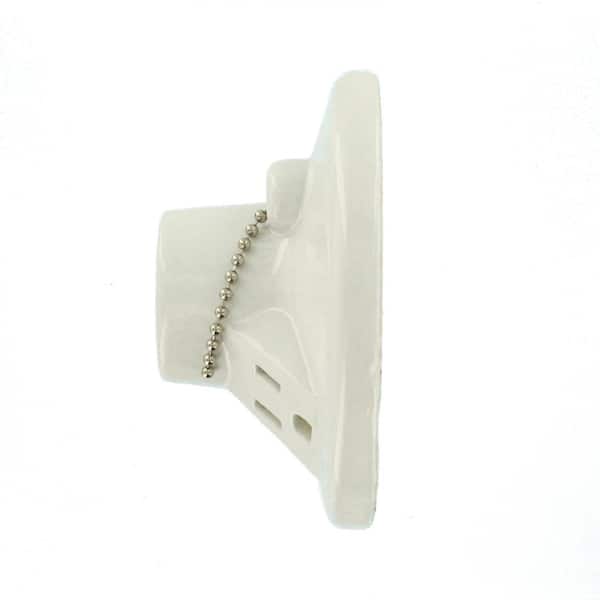 Leviton - Glazed Porcelain Lamp Holder with Pull Chain and Outlet 9726-C