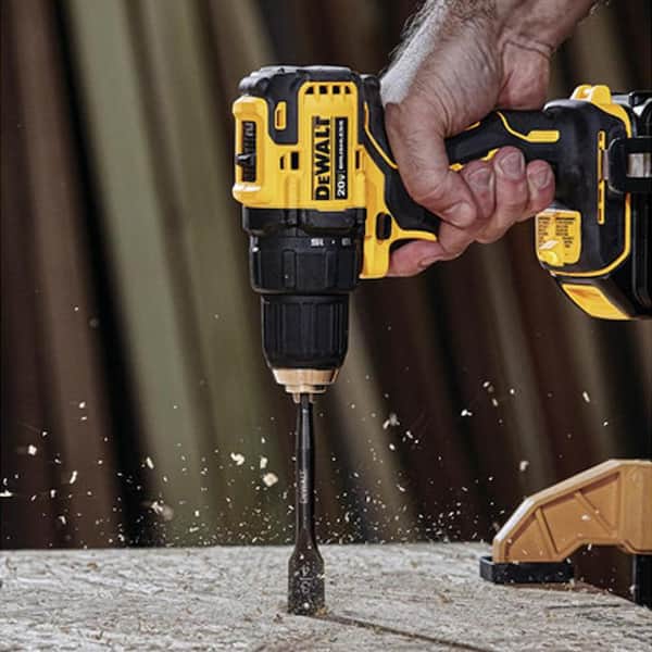Åre Advarsel Rød dato DEWALT ATOMIC 20V MAX Cordless Brushless Compact 1/2 in. Drill/Driver, (2)  20V 1.3Ah Batteries, Charger and Bag DCD708C2 - The Home Depot