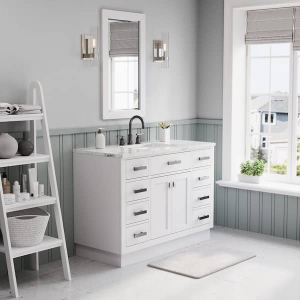 Hartford 48 In. W x 22 In. D 34 In. H Bath Vanity in White with Marble Vanity Top and White Basin