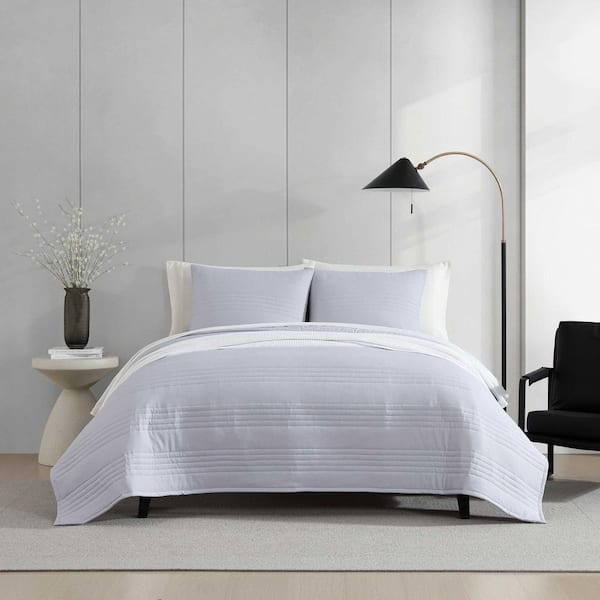 VERA WANG Seersucker Stripe 3-Piece Rain Blue Polyester Queen Quilt Set