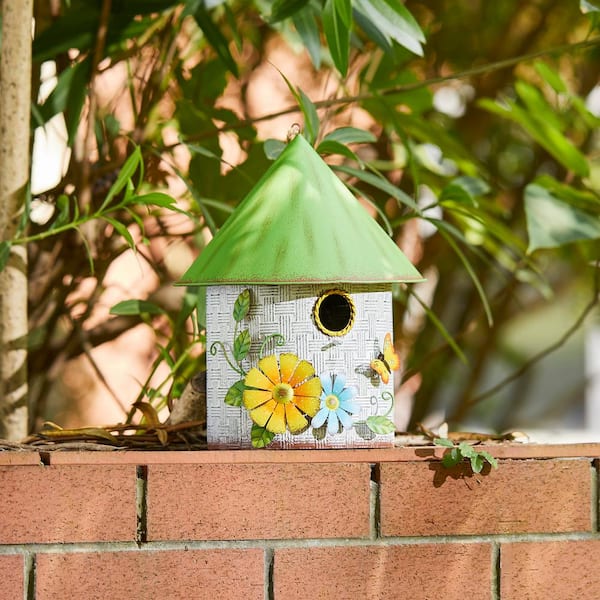 Glitzhome 11 in.H Stylish Distressed Metal Cottage Garden