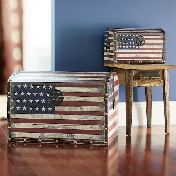 Household Essentials Red White and Blue Chest