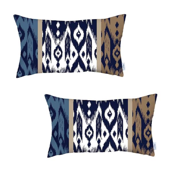Set Of 2 Blue And Ivory Lumbar Pillow Covers