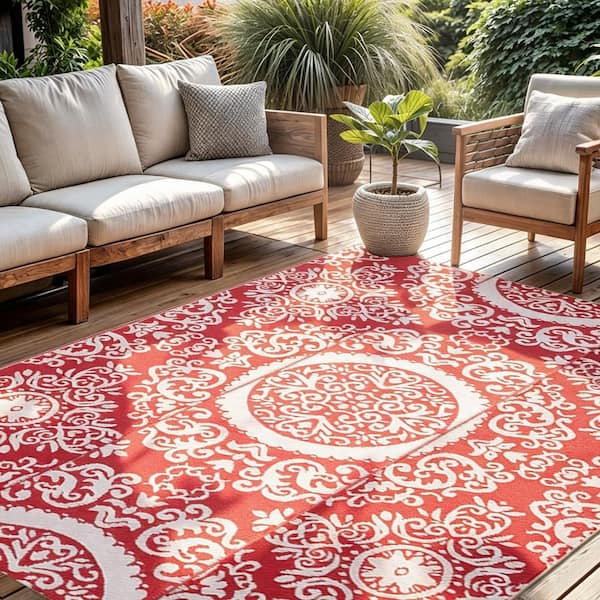 Nuu Garden Red and White 6 ft. x 9 ft. Rectangular Moroccan