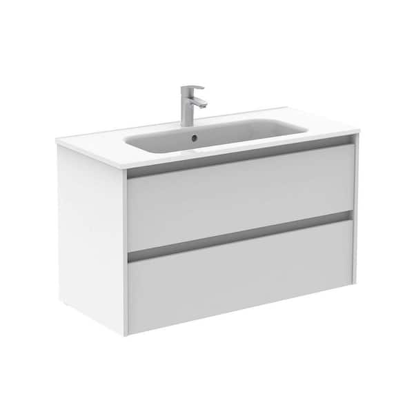 ROYO Sansa 40 in. W x 18 in. D 2/DR Bath Vanity in White with Ceramic White Basin