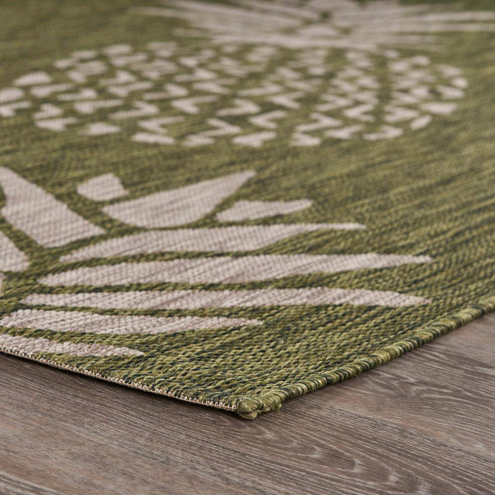 Green and Beige Pineapple Pattern Synthetic Indoor/Outdoor Rug