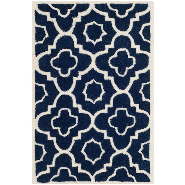 SAFAVIEH Chatham Dark Blue/Ivory 2 ft. x 3 ft. Border Geometric Quatrefoil Area Rug