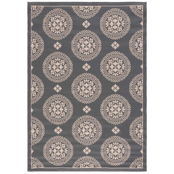 SAFAVIEH Courtyard Gray Doormat 2 ft. x 4 ft. Floral Geometric Indoor/Outdoor Area Rug